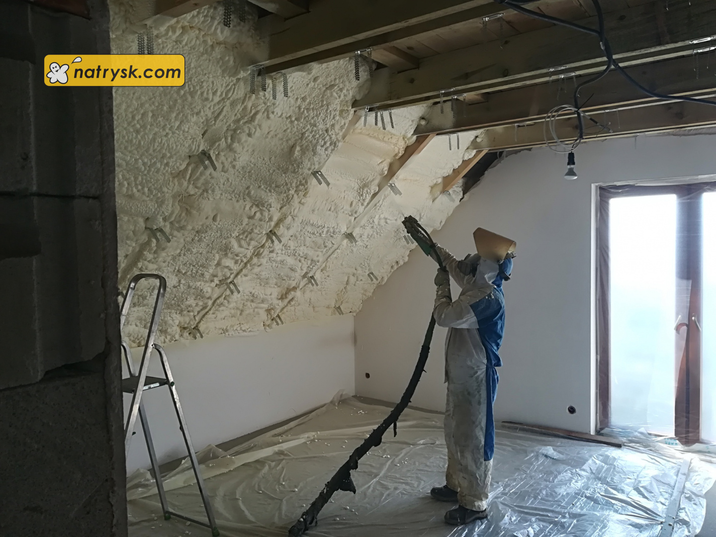 gallery/SPRAY_SERVICES/ocieplanie-pianka-pur-1732.jpg